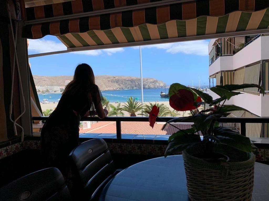 Views To The Infinite Sea In Los Cristianos ロスクリスティアーノス エクステリア 写真